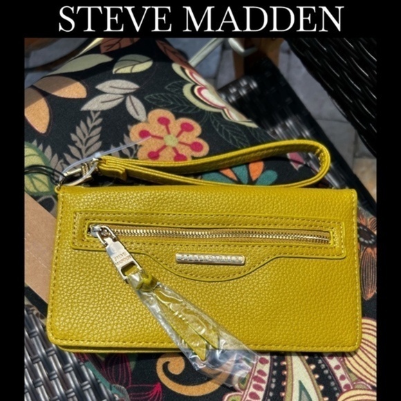 Steve Madden Handbags - STEVE MADDEN B-Nelly Core Fold Over/Bifold Wristlet Wallet in Marigold NWT